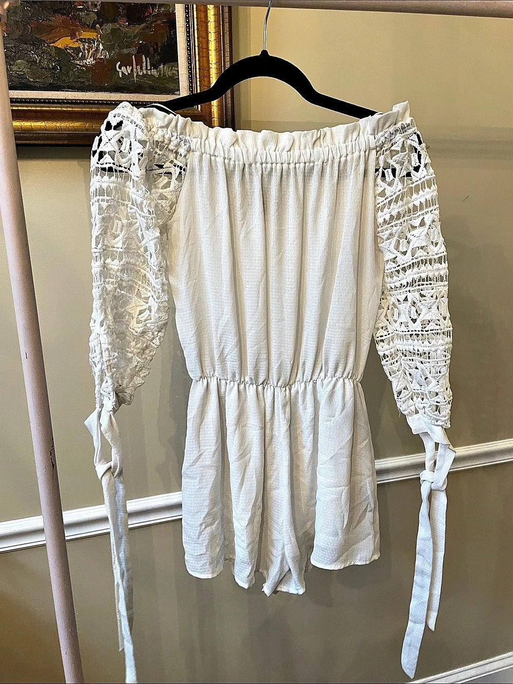 DejaVu’s White Lace Sleeve Romper Like New